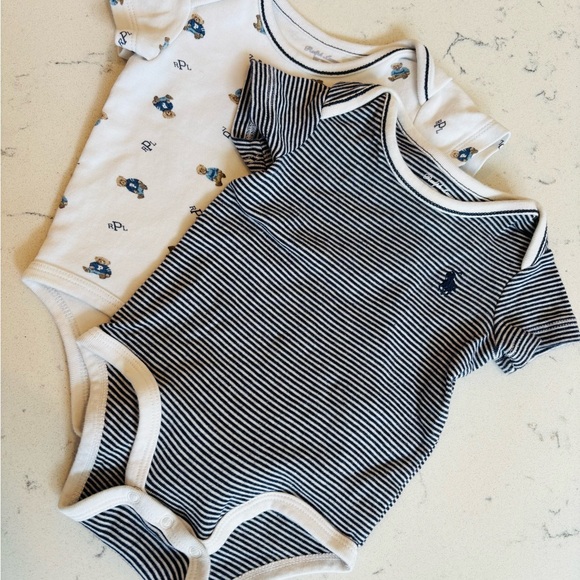 Ralph Lauren Baby Boys Stripe & Bear Printed Short Sleeve Bodysuit 2-Pack - Picture 2 of 5